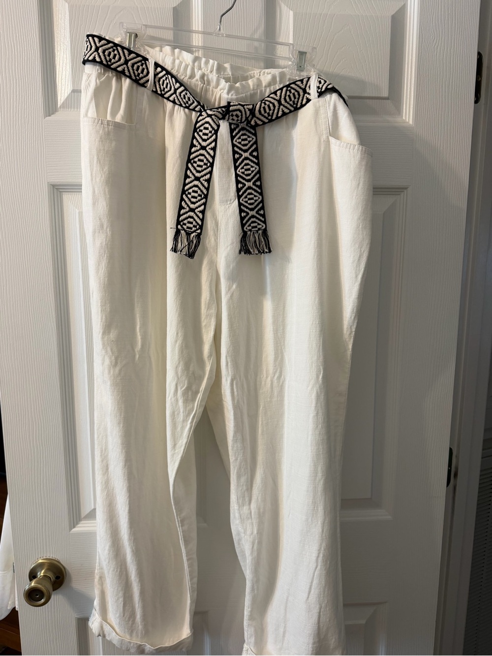 Cato white Wide-Leg Pants with Black Patterned Waist Tie Sz 18/20 lightweight